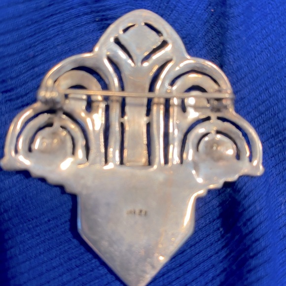 VTG Silver and onyx pin. - Picture 2 of 4